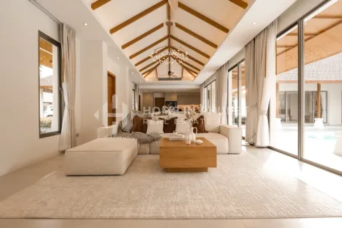 Casa de 3 dormitorios en Phuket, Tailandia № 209571 - foto 4