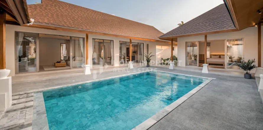 Casa de 3 dormitorios en Phuket, Tailandia № 209571