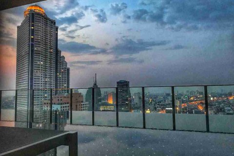 Condominio de 2 dormitorios en Thonburi, Bangkok, Tailandia № 183566 - foto 2