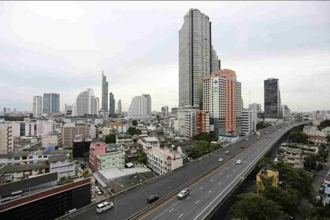 Condominio de 2 dormitorios en Thonburi, Bangkok, Tailandia № 183566 - foto 8