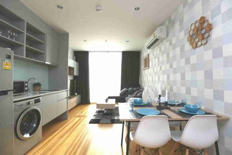 Condominio de 2 dormitorios en Thonburi, Bangkok, Tailandia № 183566 - foto 5