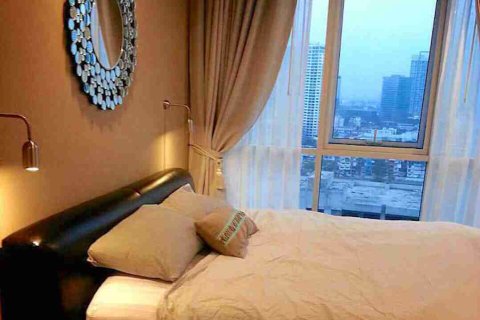 Condominio de 1 dormitorio en Phaya Thai, Bangkok, Tailandia № 183567 - foto 3