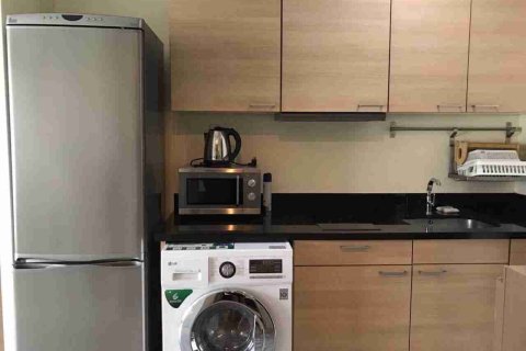 Condominio de 1 dormitorio en Bangkok, Tailandia № 183568 - foto 4