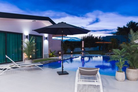 Casa de 3 dormitorios en Hua Hin, Tailandia № 146859 - foto 9