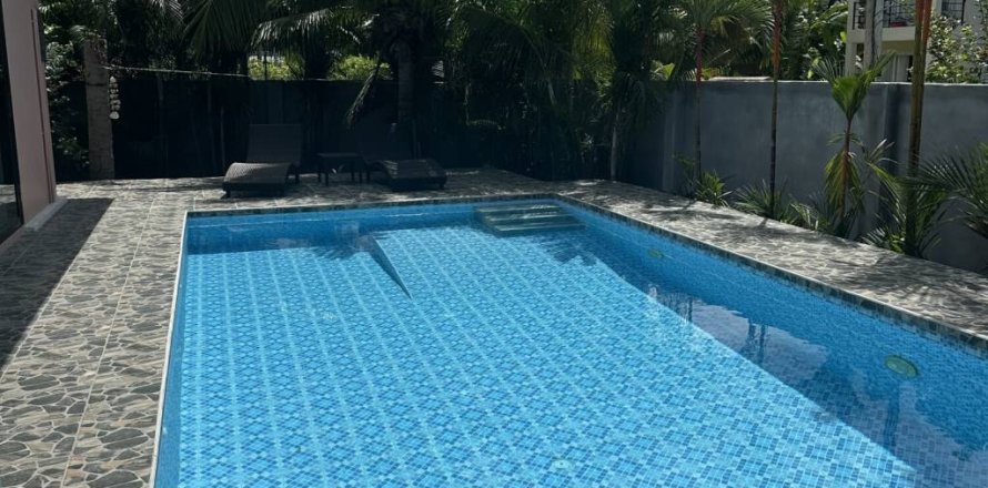 Chalet de 4 dormitorios en Surat Thani, Tailandia № 146856