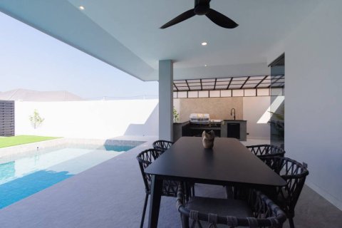 Chalet de 4 dormitorios en Hua Hin, Tailandia № 146854 - foto 7