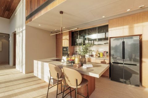 Chalet de 4 dormitorios en Bang Tao, Tailandia № 74591 - foto 8