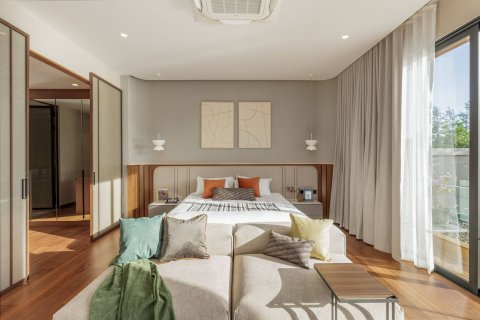 Chalet de 4 dormitorios en Bang Tao, Tailandia № 74591 - foto 5
