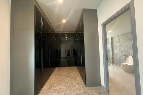 Chalet de 4 dormitorios en Pattaya, Tailandia № 155691 - foto 15