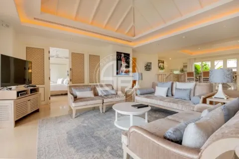 Chalet de 2 dormitorios en Layan Beach, Tailandia № 190588 - foto 8