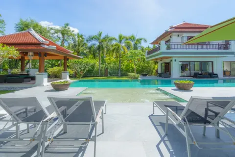 Chalet de 6 dormitorios en Ko Kaeo, Tailandia № 190591 - foto 4
