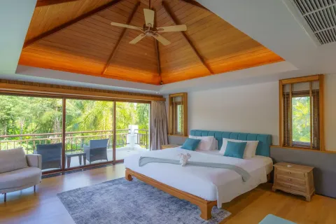Chalet de 6 dormitorios en Ko Kaeo, Tailandia № 190591 - foto 14