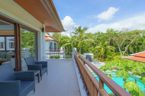 Chalet de 6 dormitorios en Ko Kaeo, Tailandia № 190591 - foto 16