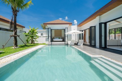 Villa in Phuket, Thailand 4 Schlafzimmer № 137645