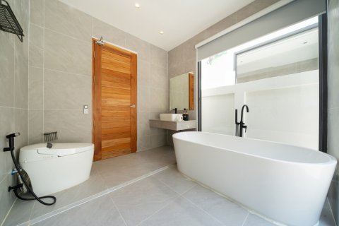 Chalet de 4 dormitorios en Phuket, Tailandia № 137645 - foto 21