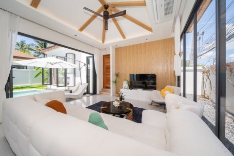 Chalet de 4 dormitorios en Phuket, Tailandia № 137645 - foto 8