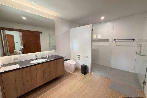 Casa de 3 dormitorios en Bangkok, Tailandia № 226126 - foto 3