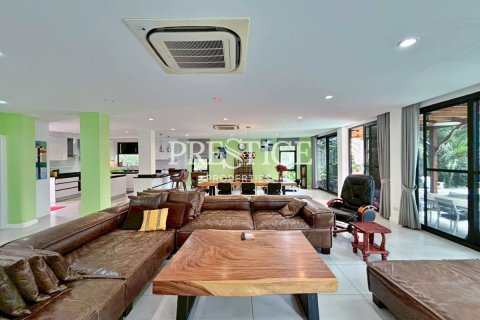 บ้านในพัทยา, ประเทศไทย 4 ห้องนอน № 226129 - รูปถ่าย 4
