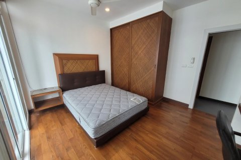 Condo in Bangkok, Thailand, 4 bedrooms  № 164831 - photo 4