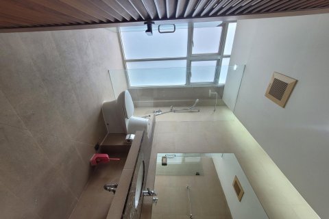 Condo in Bangkok, Thailand, 4 bedrooms  № 164831 - photo 9