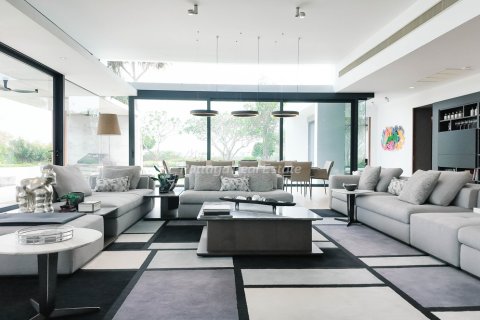 Casa de 5 dormitorios en Sattahip, Tailandia № 164830 - foto 6