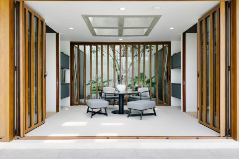Casa de 5 dormitorios en Sattahip, Tailandia № 164830 - foto 13