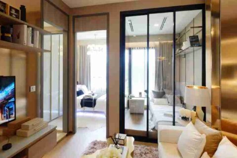 Condominio de 1 dormitorio en Phaya Thai, Bangkok, Tailandia № 183984 - foto 14