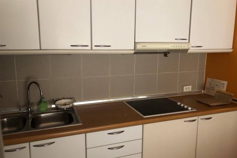 Condominio de 2 dormitorios en Yan Nawa, Bangkok, Tailandia № 135673 - foto 5