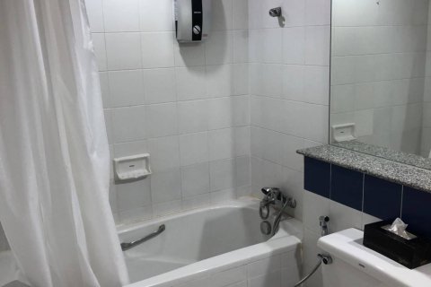 Condominio de 2 dormitorios en Yan Nawa, Bangkok, Tailandia № 135673 - foto 7
