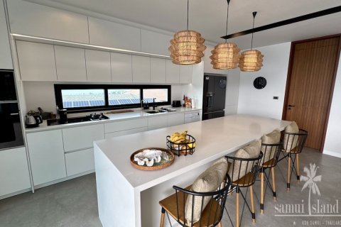 Chalet de 3 dormitorios en Ko Samui, Tailandia № 145017 - foto 5