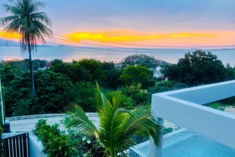 Chalet de 3 dormitorios en Ko Samui, Tailandia № 145017 - foto 23