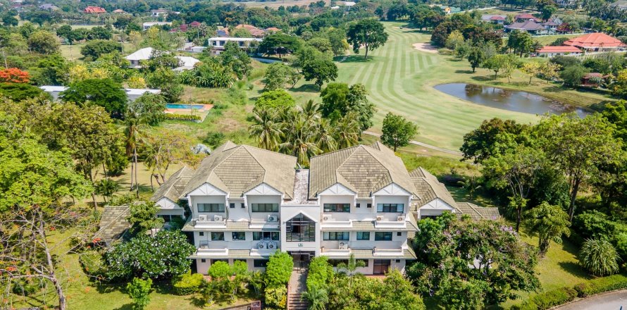Condominio de 3 dormitorios en Hua Hin, Tailandia № 168613