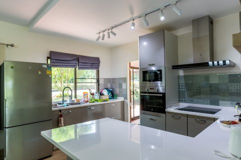 Condominio de 3 dormitorios en Hua Hin, Tailandia № 168613 - foto 23
