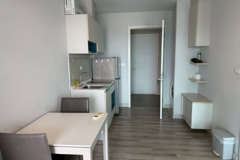 Apartamento de 1 dormitorio en Pattaya, Tailandia № 205982 - foto 3