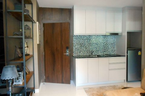 Condominio de 1 dormitorio en Pattaya, Tailandia № 204087 - foto 5