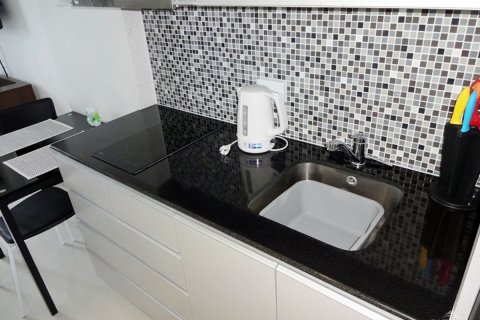 Estudio en el condominio en Pattaya, Tailandia № 204084 - foto 6