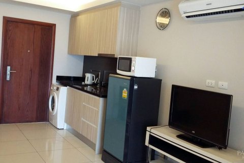 Condominio de 1 dormitorio en Jomtien Beach, Pattaya, Tailandia № 204162 - foto 3