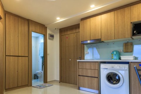 Condominio de 1 dormitorio en Pattaya, Tailandia № 204165 - foto 7