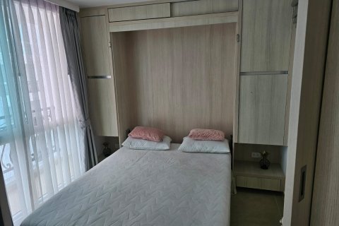 Apartamento de 2 habitaciones en Pattaya, Tailandia № 172624 - foto 4
