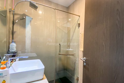 Condo in Bang Lamung, Thailand, 2 bedrooms  № 162698 - photo 18