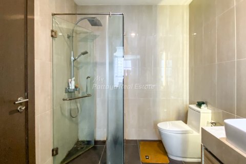 Condo in Bang Lamung, Thailand, 2 bedrooms  № 162698 - photo 13