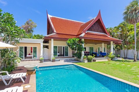 Villa in Pattaya, Thailand 3 bedrooms № 162692