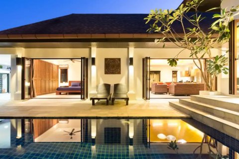 Villa in Pattaya, Thailand 3 bedrooms № 162693
