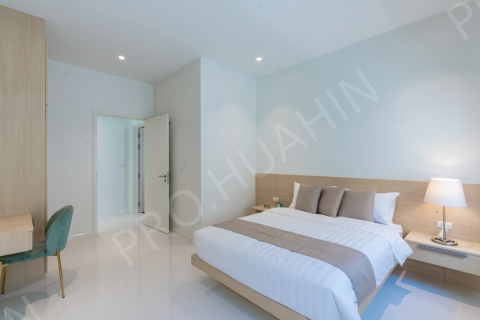 Chalet de 3 dormitorios en Hua Hin, Tailandia № 194858 - foto 6