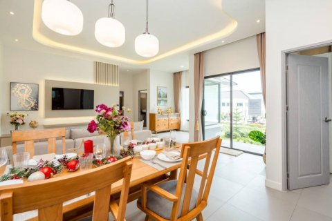 Casa de 3 dormitorios en Cha-am, Tailandia № 118392 - foto 9