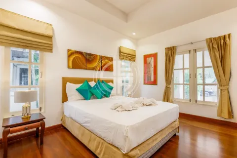 Chalet de 3 dormitorios en Kamala, Tailandia № 190808 - foto 6