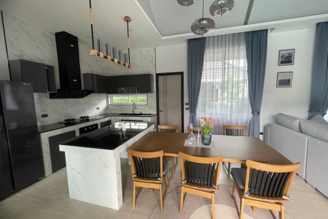 Villa in Cha-am, Thailand 3 Schlafzimmer № 169911 - Foto 2
