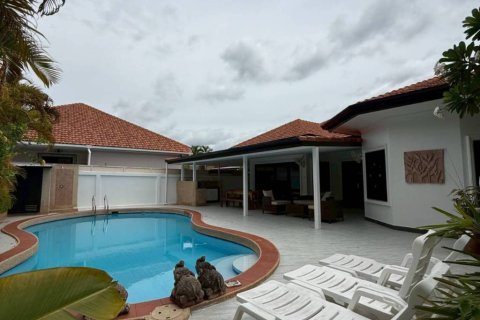 Chalet de 3 dormitorios en Hua Hin, Tailandia № 159964