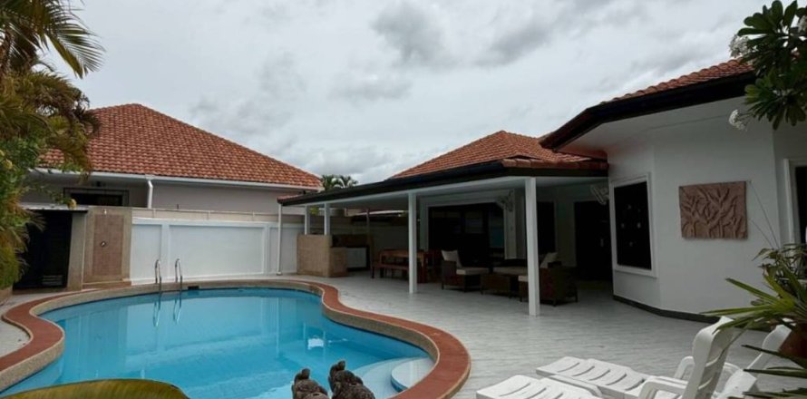 Chalet de 3 dormitorios en Hua Hin, Tailandia № 159964