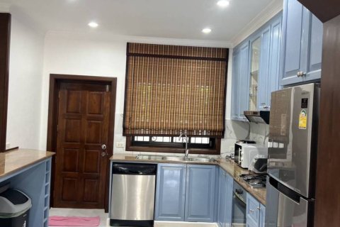 Chalet de 3 dormitorios en Hua Hin, Tailandia № 159964 - foto 9